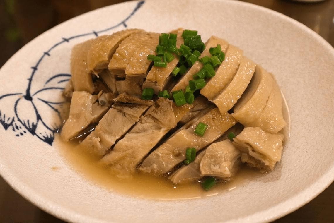 Nanjing Salted Duck | A bite of tender, fresh duck flavor, savoring the thousand-year-old aroma of Jinling (Nanjing).